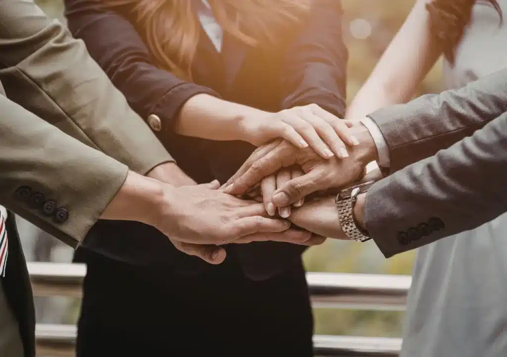 Cómo conseguir clientes para tu asesoría con colaboraciones